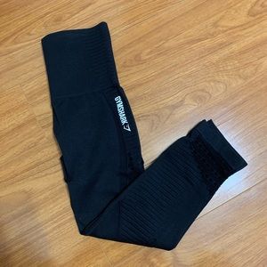 NWT Gymshark Energy Seamless Black Crop Leggings